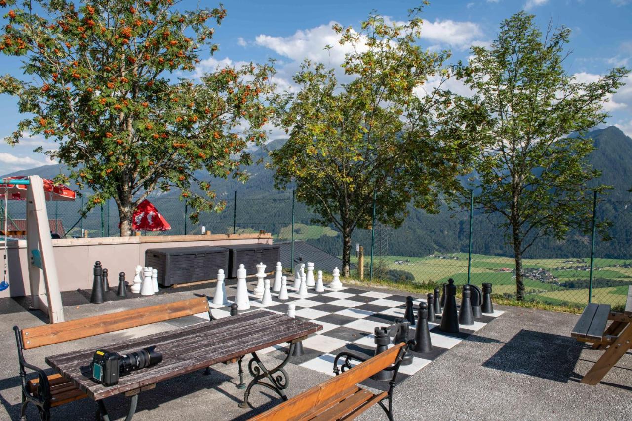 Jugend- Und Familienhotel Venedigerhof Neukirchen am Grossvenediger Exterior photo